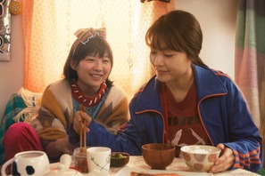 伊藤沙莉と女子トークも「有村架純の撮休」8つの“休日”写真解禁 画像