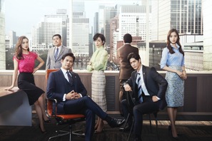 鈴木保奈美「準備は万端」「スーツ2」に新木優子＆中村アン＆小手伸也と再結集 画像