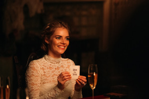 新婚の花嫁が命懸けのかくれんぼ!?『レディ・オア・ノット』リリース 画像