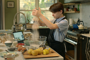 手作り料理で家族の絆をつなぐ…ノア・シュナップ主演『エイブのキッチンストーリー』今秋公開 画像