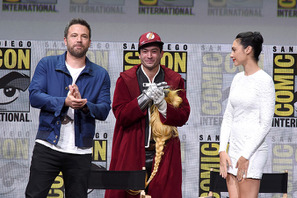 ベン・アフレック、エズラ・ミラー主演『フラッシュ』でバットマン再演 画像