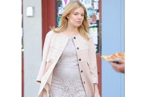 シエナ・ミラーが出産！　婚約者トム・スターリッジとの間に第1子をもうける 画像