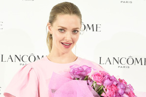 アマンダ・セイフライドが第2子男児を出産 画像