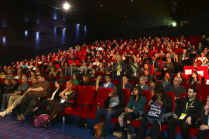 イタリア、新型コロナウイルスの感染再拡大で11月24日まで映画館などを閉鎖 画像