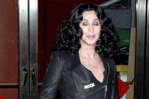 ハリウッドでも年の差婚ブーム？　シェール、24歳年下のバイカーと結婚！ 画像