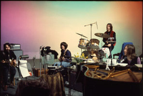 ザ・ビートルズの時空を超えた“ライブ・ビューイング・ショー”『Get Back』8月世界同時公開！ 特別映像も 画像