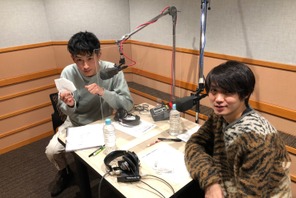 杉野遥亮のラジオ番組に磯村勇斗登場、プライベートを語る 画像