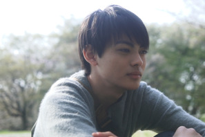 『裏アカ』監督、神尾楓珠との出会いは短編『春の佳き日』“印象的な佇まい”に惹かれる 画像