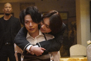 宮世琉弥の“ぼっちゃん”に「笑顔可愛すぎ」、中村倫也“青山”の世話係ぶりに「めっちゃ刺さる」の声…「珈琲いかがでしょう」7話 画像