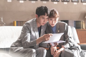 AFTERSCHOOLナナ×パク・ソンフン「恋の始まりは出馬から!?」距離が縮まる場面写真解禁 画像