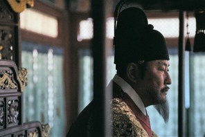 ソン・ガンホ、偉大な王演じたプレッシャーを語る「説得力のある演技を」『王の願い』特別映像 画像