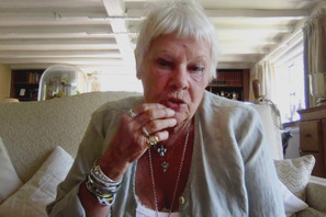 ジュディ・デンチ登場！ 完全オンライン収録の「ステージド」本編映像公開 画像