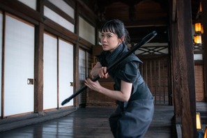 「タフで有能な“くのいち”」に大抜擢！安部春香『G.I.ジョー』場面写真入手 画像