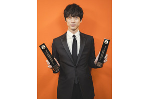 坂口健太郎がアジアスター賞！「シグナル」SPもソウルドラマアワードで受賞 画像