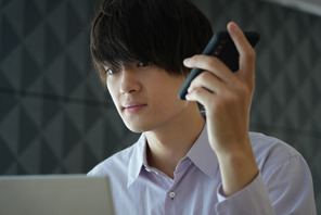 佐野勇斗“一星”衝撃告白に「予想外すぎる」「妄想では？」などの声多数、桜井ユキ“朋子”謎行動も注目集める…「真犯人フラグ」3話 画像