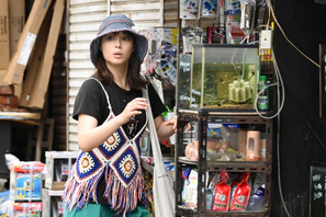 広瀬アリス＆臼田あさ美のファッションに注目「失恋めし」場面写真 画像