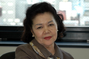 「表現するという意味では、歌もお芝居も相通ずるものがある」与世山澄子『恋しくて』インタビュー 画像