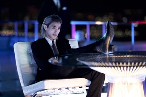 横浜流星vs櫻井海音の“航空機制圧バトル”『嘘喰い』本編オープニングシーンをノーカット公開 画像