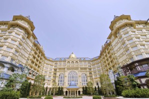 【ディズニー】パークに一足早く入れる「アーリーエントリーチケット」、東京ディズニーランドを対象に販売開始 画像