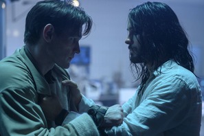 『モービウス』中村悠一＆杉田智和、“親友”の運命が変わる…吹替版本編映像 画像