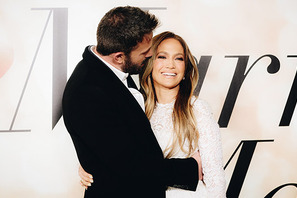ジェニファー・ロペス、ベン・アフレックとラスベガスで結婚「愛は待つ価値のあるものかも」 画像