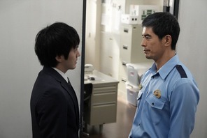 菅生新樹“弓弦”、父・雪松とのやり取りに「ヤバすぎる」の声…“息子真犯人説”噴出も「初恋の悪魔」第8話 画像