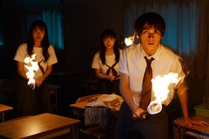 橋本環奈＆眞栄田郷敦が好きなシーンは？『カラダ探し』インタビュー映像 画像