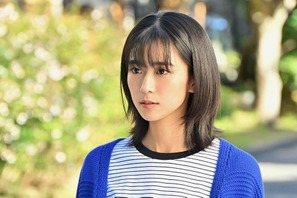 山本耕史“白石”が平野紫耀“黒崎”に渡した“まほうのどうぐ”に「白石さんお茶目」「可愛いな」の声、「クロサギ」4話 画像