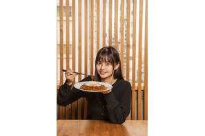 イ・ビョンホン×パク・ジョンミン共演『それだけが、僕の世界』と一緒に楽しむチャパゲティ「ドラマ観ながら、なに食べよ？」 画像