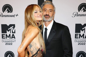 リタ・オラ、タイカ・ワイティティ監督と結婚したことを認める「いつか盛大なパーティーを…」 画像