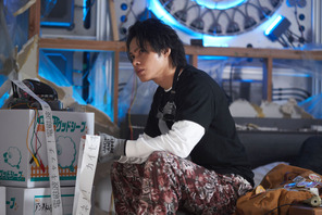 上田竜也＆奥平大兼扮する、心強い2人の“天才”に注目『映画 ネメシス』新場面写真 画像