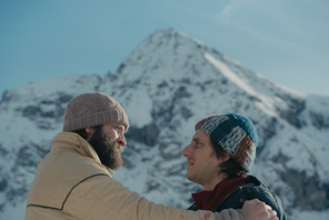 雄大な北イタリアの美しい映像に注目『帰れない山』予告 画像