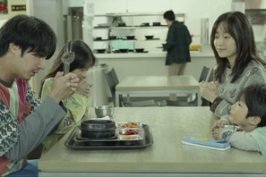 「『パラサイト』以来の傑作」「怒涛の展開」コメントも『高速道路家族』WEB限定予告映像 画像