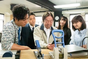 磯村勇斗“目黒”に「諸星検事に転がされている？」美沙子と目黒の“恋”に注目集まる…「ケイジとケンジ、時々ハンジ。」4話 画像