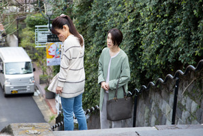 『波紋』筒井真理子＆津田絵理奈、「どうします？今の話」一触即発の本編映像解禁 画像