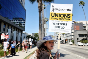 ハリウッド俳優組合の契約交渉は合意に至らず…期限を迎え全会一致でストライキを勧告 画像