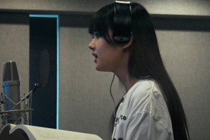 原菜乃華＆松村北斗、アフレコの様子公開『すずめの戸締まり』映像特典 画像