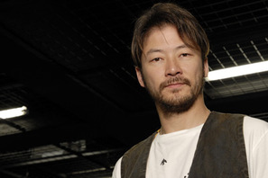 次はミュージカル？　浅野忠信が『インビジブル・ウェーブ』について語る 画像