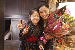 映画『おしん』、極寒過酷ロケを乗り越えクランクアップ！上戸彩「私が守ってあげる」 画像