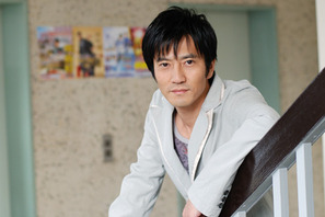 泣けないからこそ胸に迫る。ホスピスを受ける癌患者を演じた津田寛治が新作を語る 画像