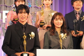 川口春奈＆目黒蓮ら「silent」での受賞に満面の笑み「気持ちが重なる部分がすごくあった」 画像