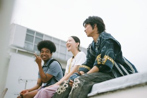 中島セナ＆奥平大兼ら撮影中の様子切り取る「ワンダーハッチ」メイキング写真 画像