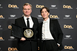 クリストファー・ノーラン監督、『オッペンハイマー』の脚本の表紙にキリアン・マーフィーへ感動的なメッセージ綴る 画像