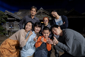 賀来賢人、「忍びの家」Netflix週間グローバル1位獲得に「やりました！夢のよう」 画像