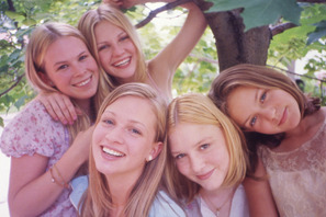 ソフィア・コッポラ監督『ヴァージン・スーサイズ』『ロスト・イン・トランスレーション』35mmフィルム上映へ 画像