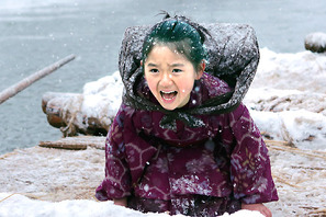 稲垣吾郎、“平成のおしん”の父親に！　無精ひげ＆短髪でイメージ一新 画像