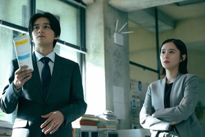 ある人物の裏切りが発覚、「信じたい」の声上がる…「アンチヒーロー」9話 画像