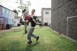 父と娘の心の距離が近づく…『SCRAPPER／スクラッパー』本編映像 画像