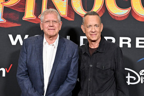 トム・ハンクス＆ロビン・ライトがティーンから80代を演じる『Here』予告編 ディエイジング技術も好評 画像