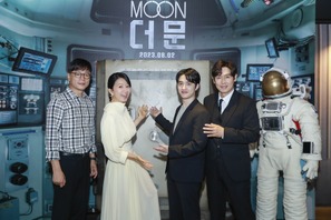 ド・ギョンス「好奇心が湧き上がってきて」『THE MOON』への挑戦を決めた理由明かす 画像